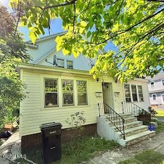 2121 Burdett Ave - Photo 2 of 24