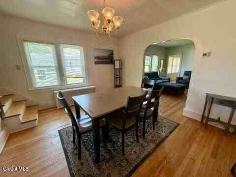 2121 Burdett Ave - Photo 6 of 24