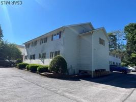 featured image of 722 E Oakmont Blvd