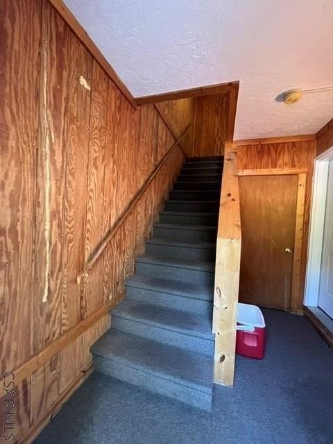 722 E Oakmont Blvd - Photo 2 of 18