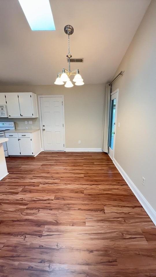 8257 Timberidge Ct - Photo 7 of 26