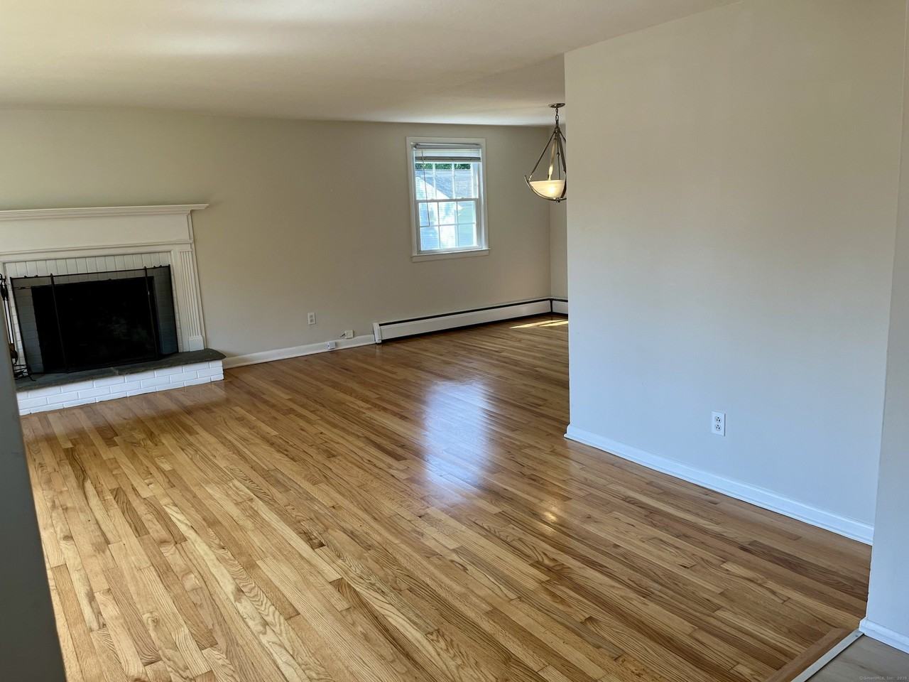 11 Cornwall Rd - Photo 5 of 18