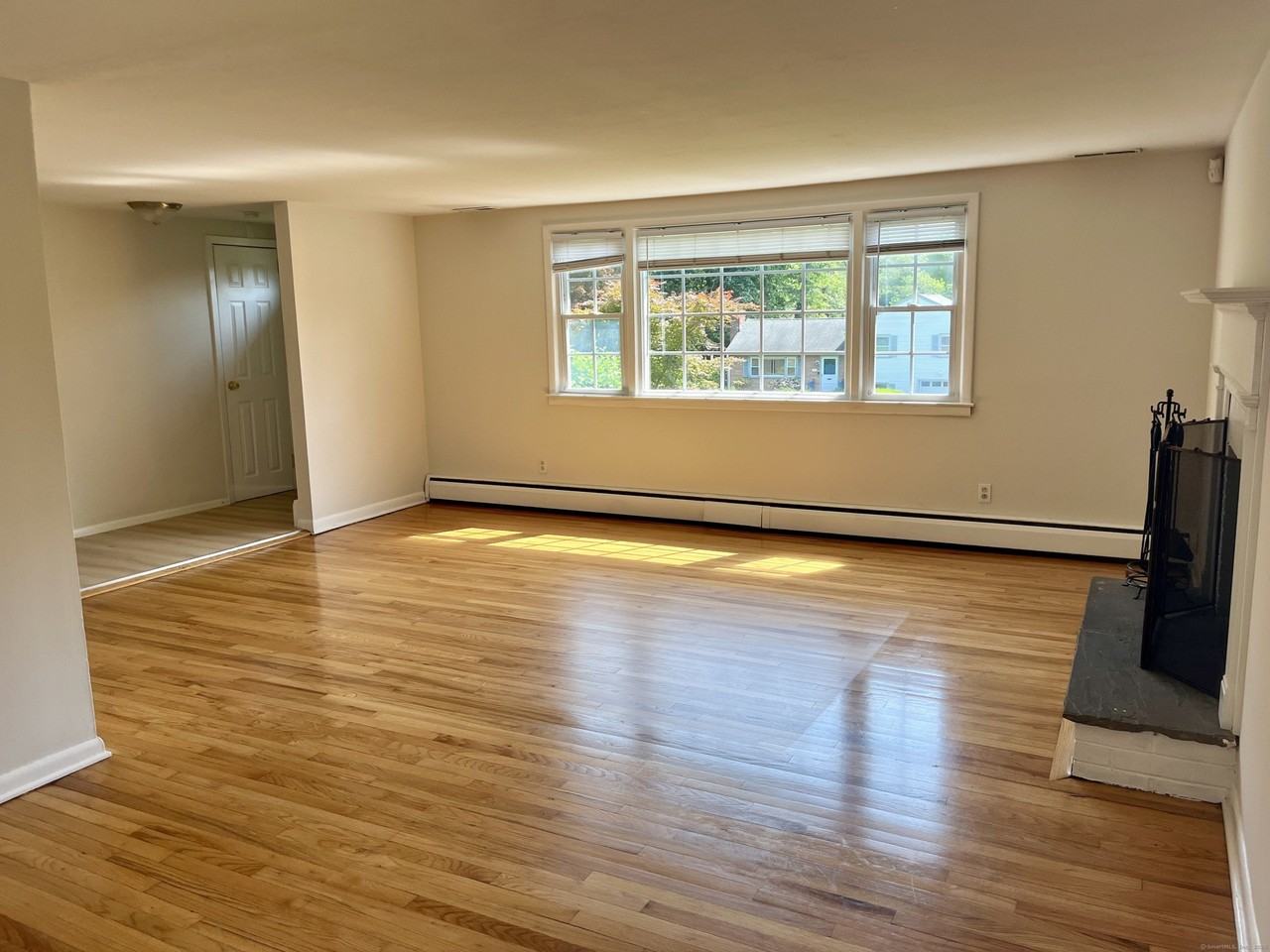 11 Cornwall Rd - Photo 6 of 18