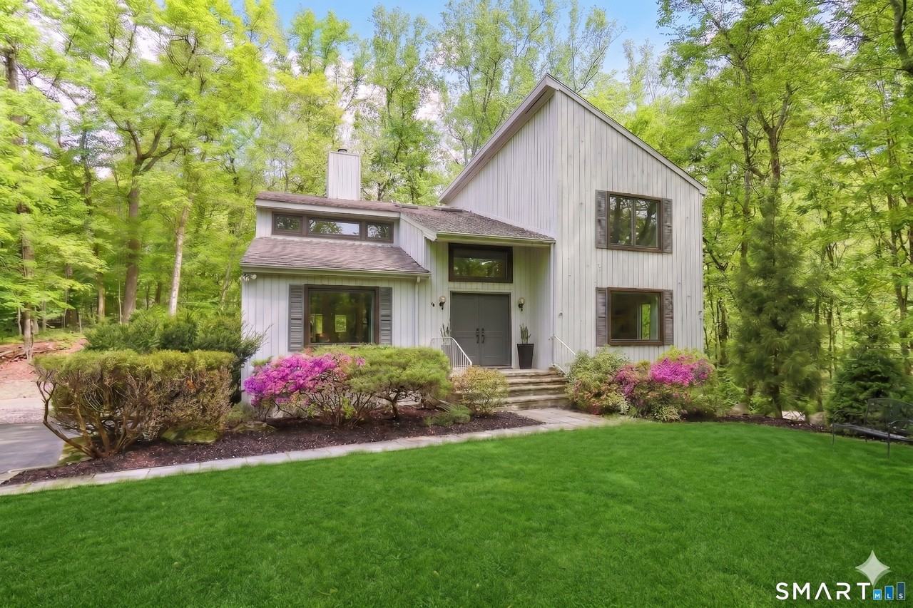 80 E Ridge Rd - Photo 3 of 38