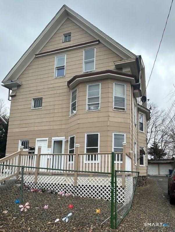 14 Niagara St - Photo 5 of 7
