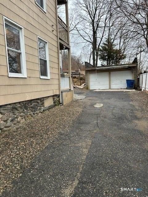 14 Niagara St - Photo 6 of 7