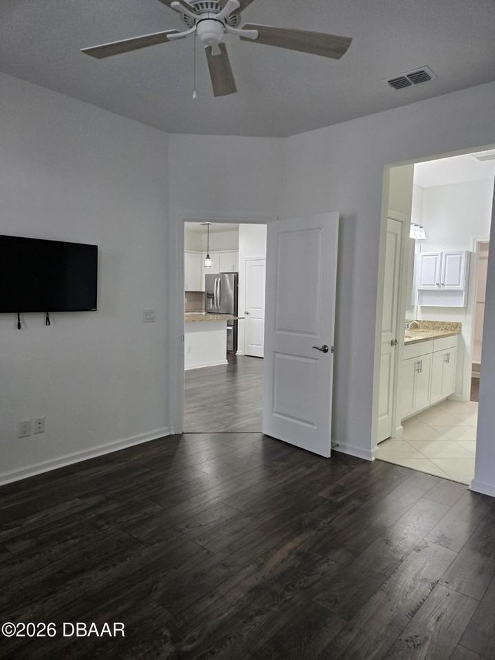 562 Landshark Blvd - Photo 6 of 12