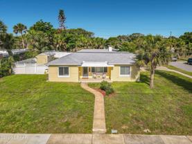 1621 N Oleander Ave - Photo 1 of 1
