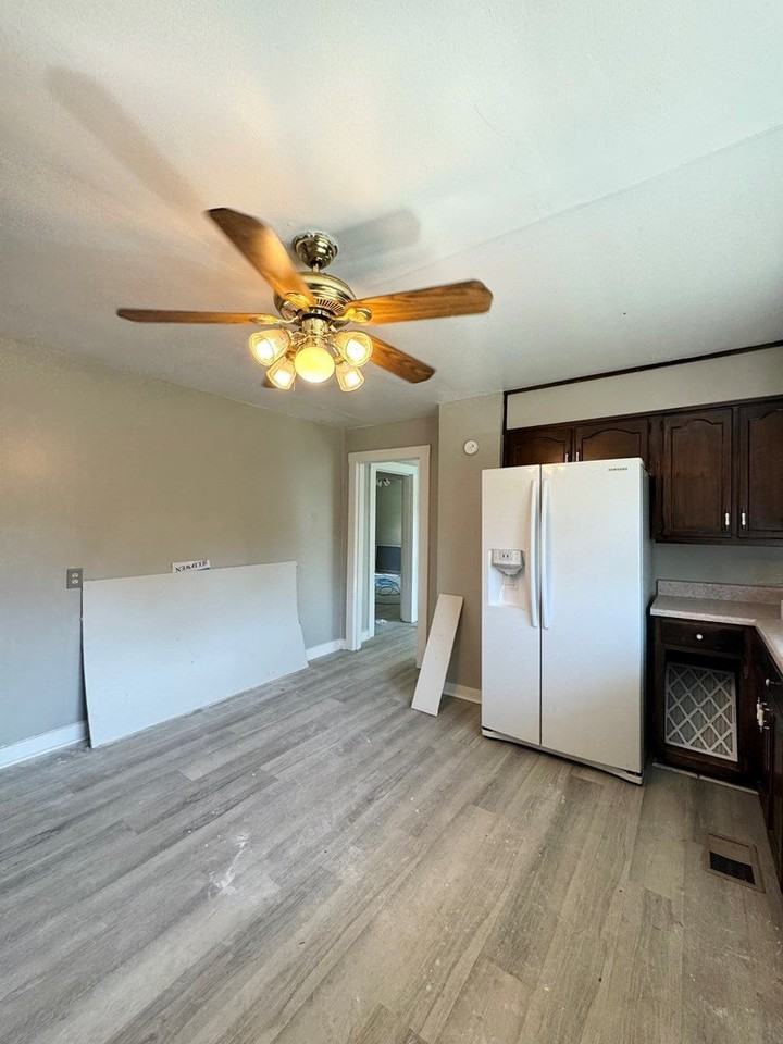2377 S Riverbend Rd - Photo 6 of 14