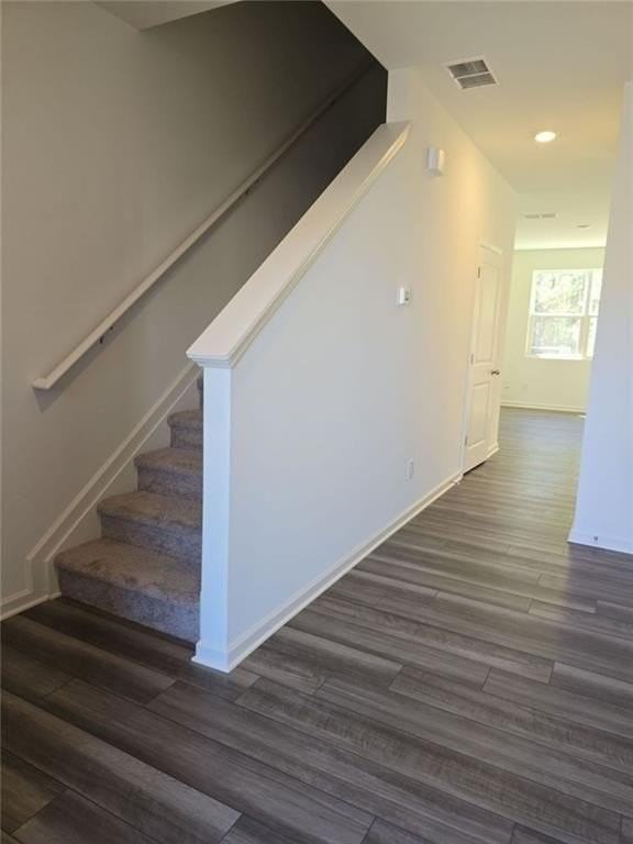 3560 Eagle Ct Sw - Photo 3 of 40