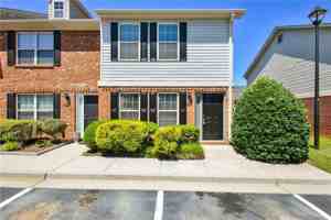 featured image of 141 Madison Pl