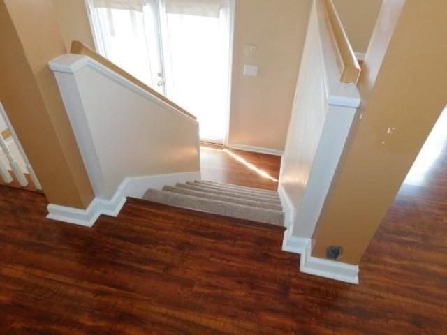 4910 Baker Ridge Pl - Photo 4 of 27