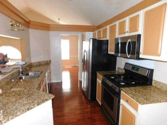 4910 Baker Ridge Pl - Photo 7 of 27