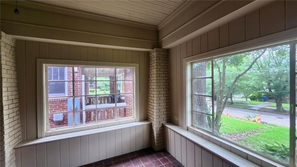 1029 Katherwood Dr Sw - Photo 2 of 21