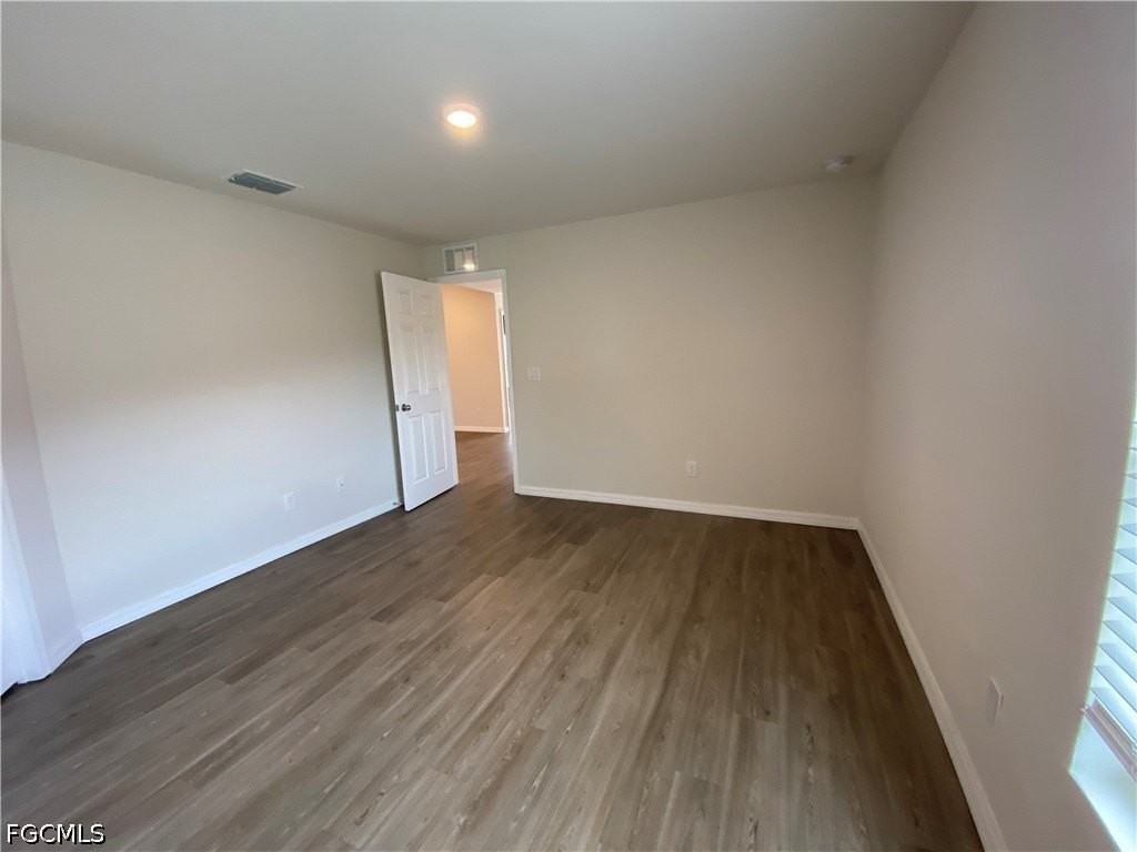 604 Skyline Blvd - Photo 3 of 18