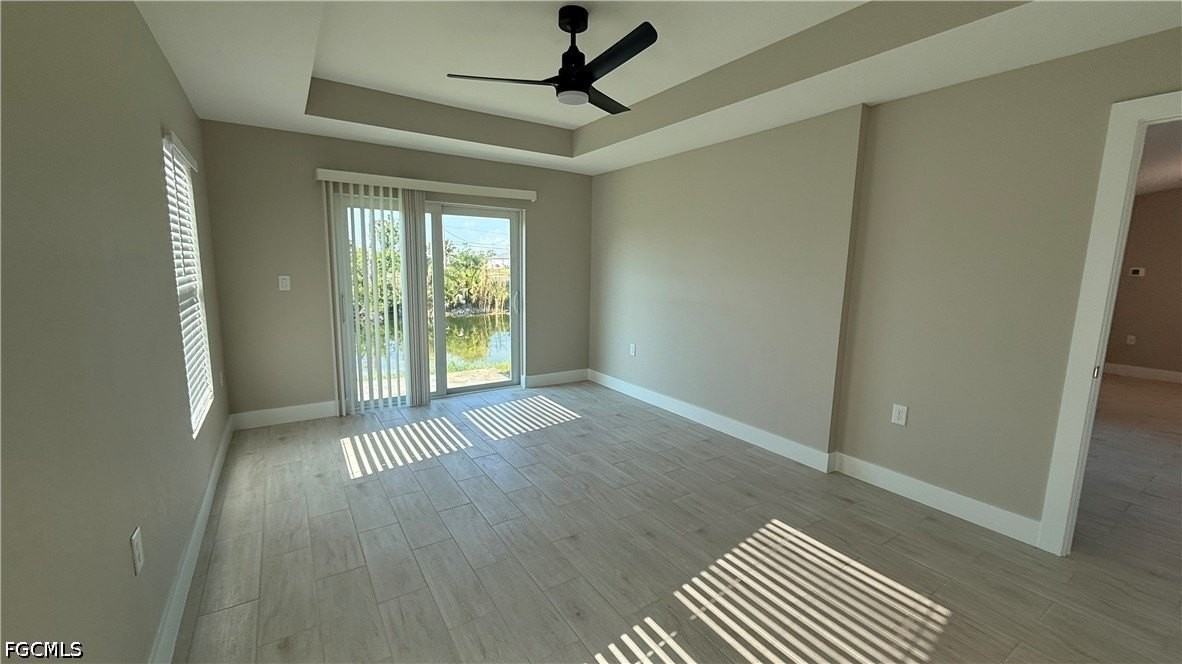 1424 Ne 37th St - Photo 6 of 19