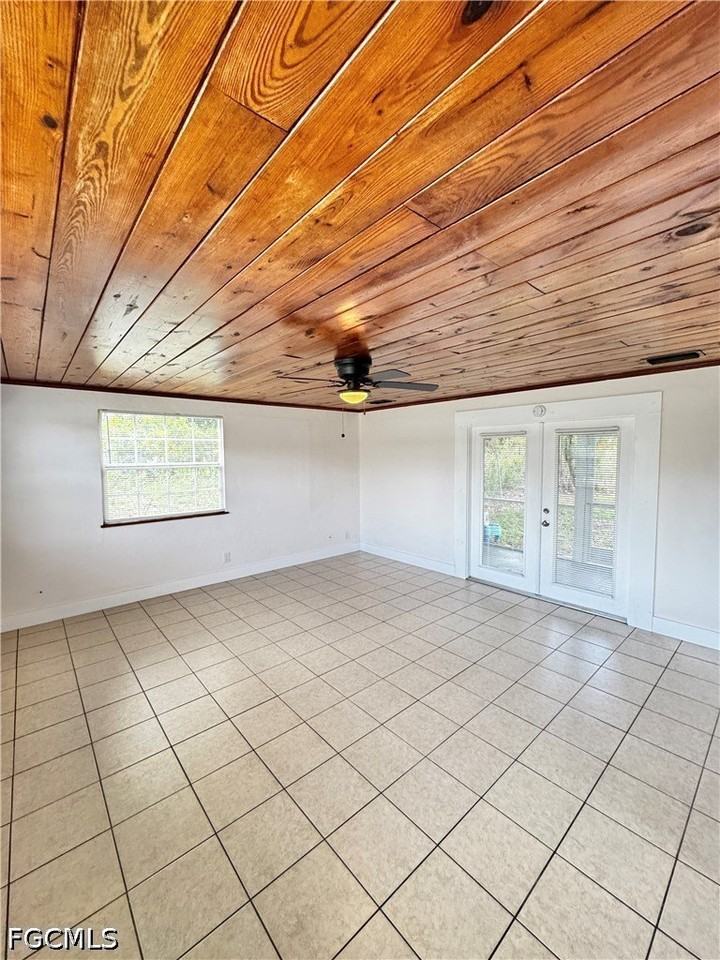 1275 Gramac Dr - Photo 3 of 43