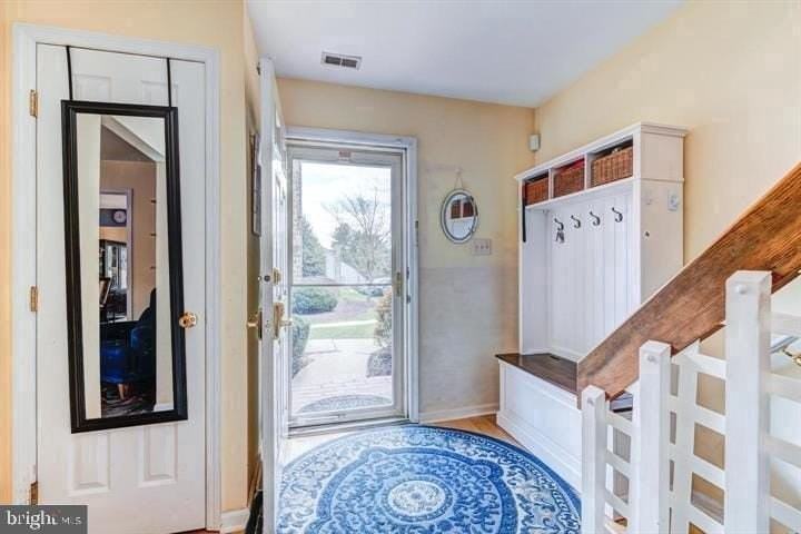 114 Pinecrest Ln - Photo 4 of 26