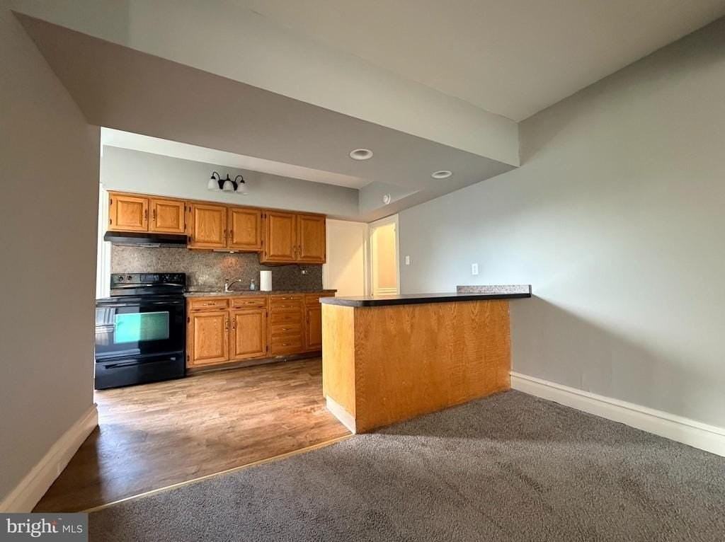 657 N Charlotte St #2 - Photo 4 of 11
