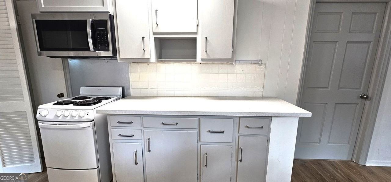 1067 Lanier Blvd Ne #B - Photo 4 of 9