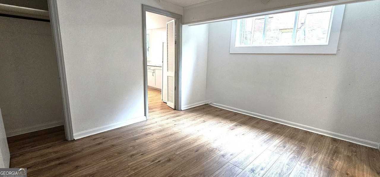 1067 Lanier Blvd Ne #B - Photo 5 of 9