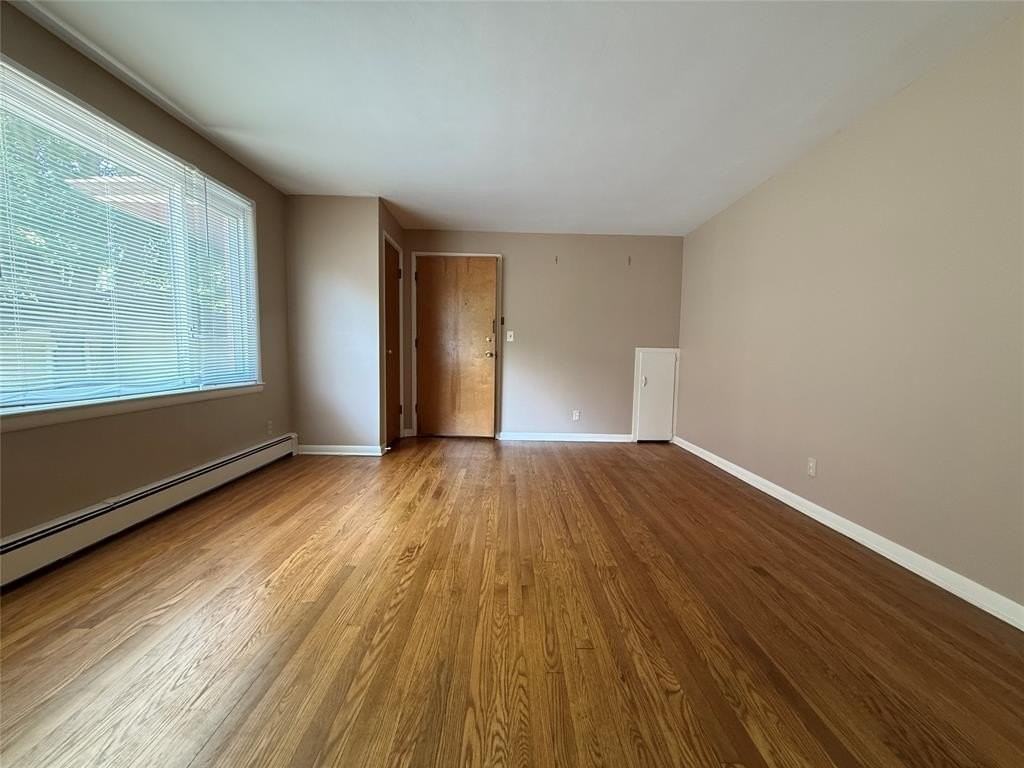 4 Aldrich Ave #1 - Photo 5 of 23