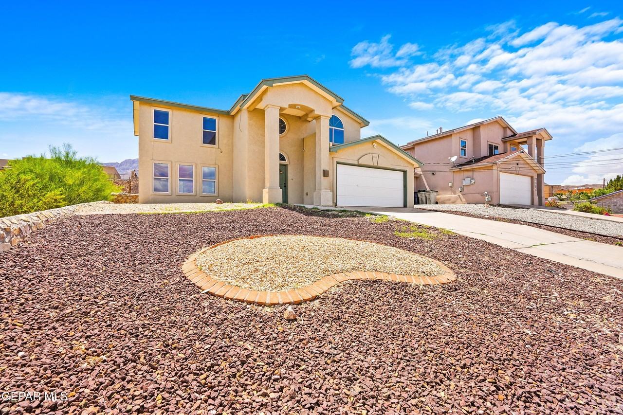 8813 Polaris St - Photo 6 of 32