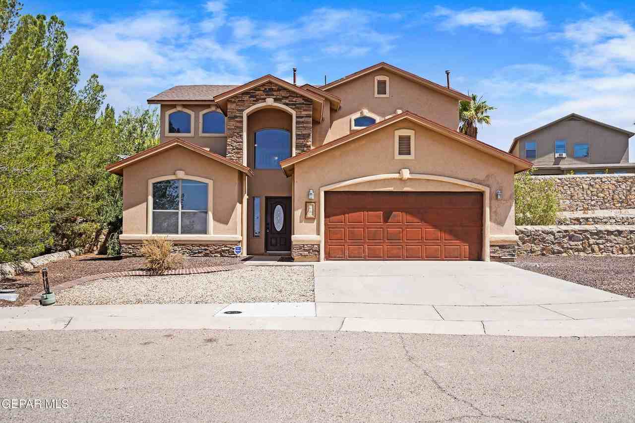 369 Emerald Acres - Photo 2 of 35