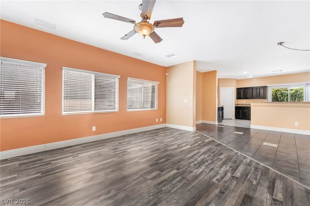 9151 Sunken Meadow Ave - Photo 6 of 38