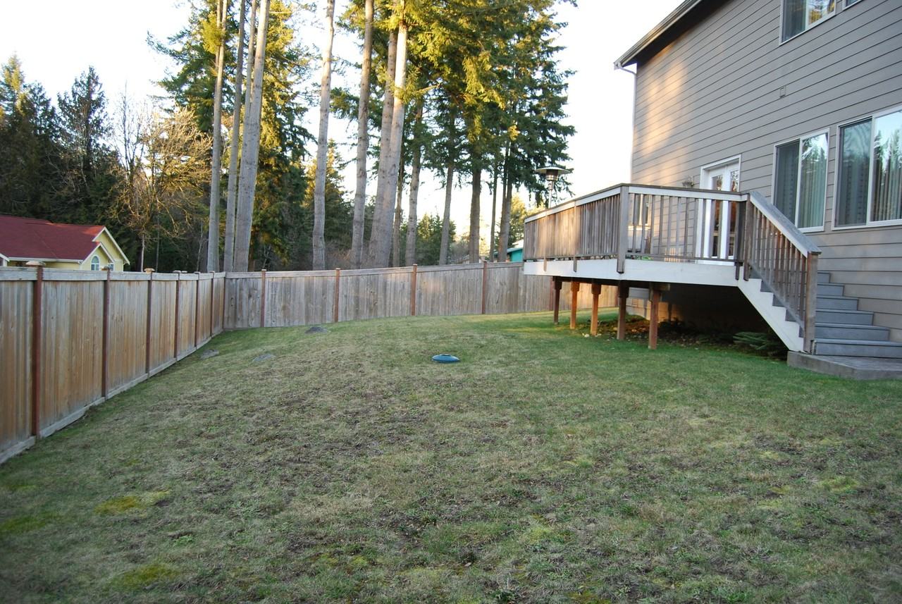 1847 Redwood Dr - Photo 5 of 21