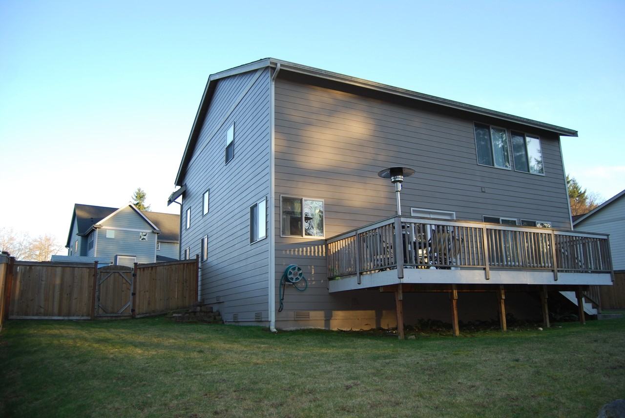 1847 Redwood Dr - Photo 6 of 21