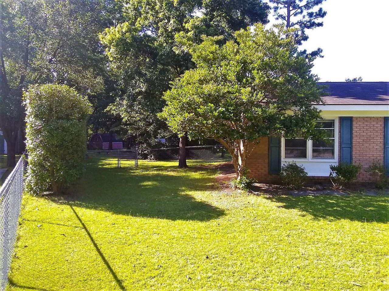 7501 Martha Ct - Photo 6 of 50