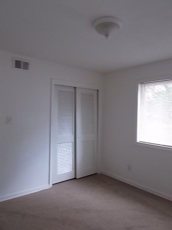 19 Roland Dr #2 - Photo 2 of 6