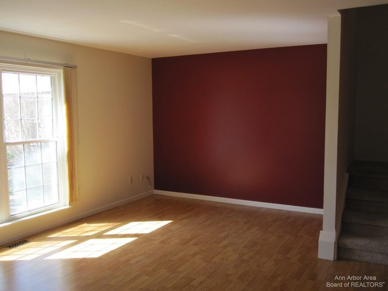 3238 Alpine Dr - Photo 4 of 25