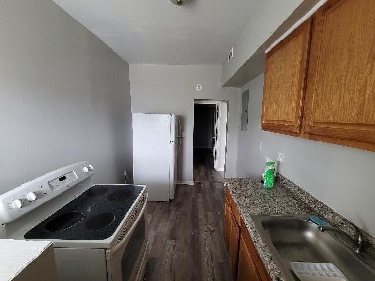 312 Perrin St - Photo 7 of 18