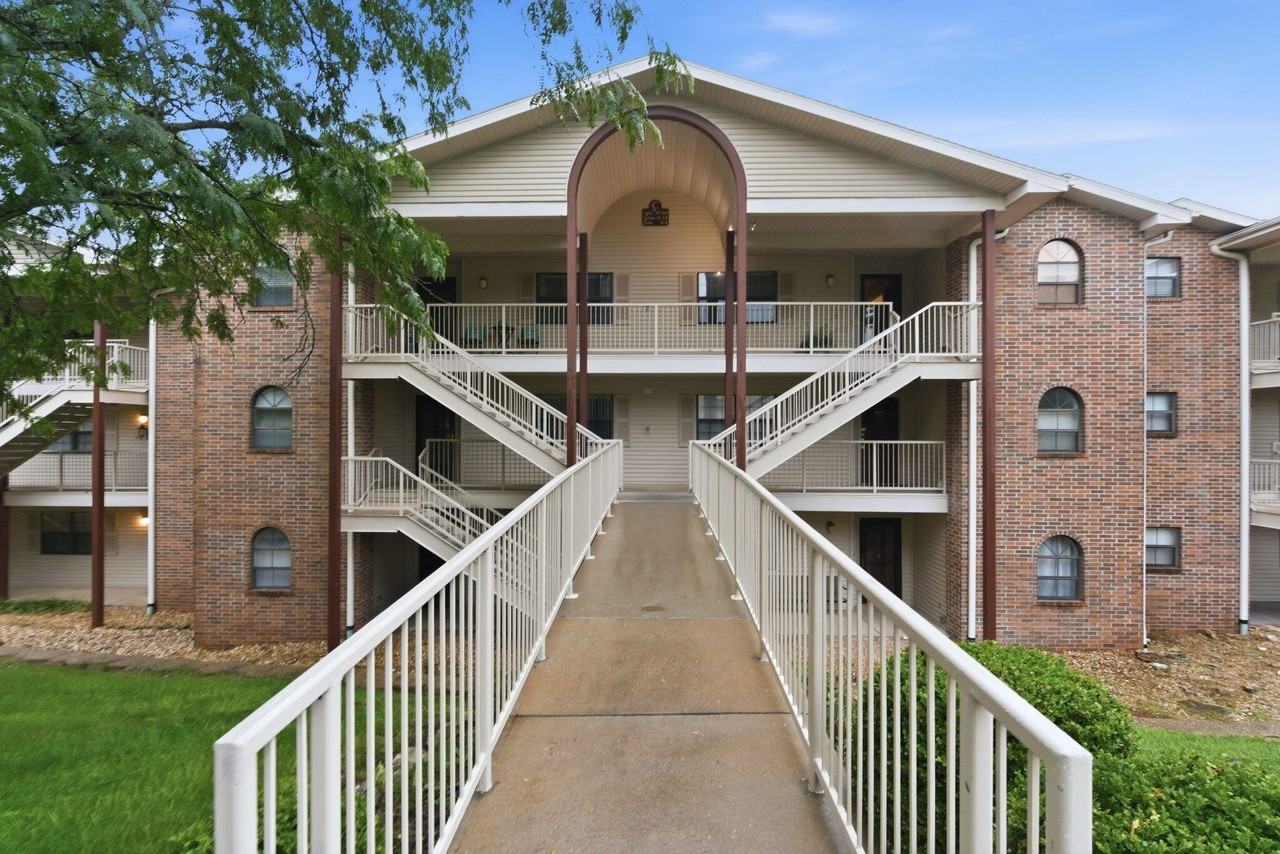 350 S Wildwood Dr #19