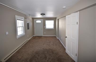 1241 Spruce St - Photo 7 of 10