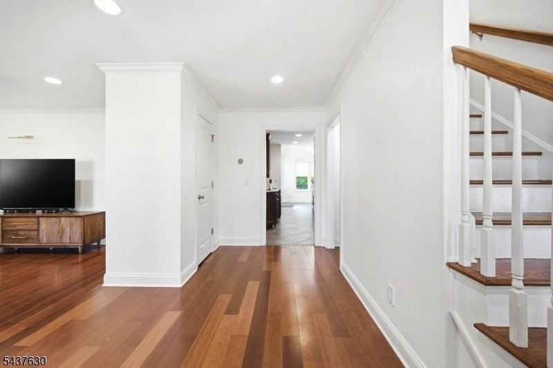 100 Kimball Ave - Photo 5 of 45