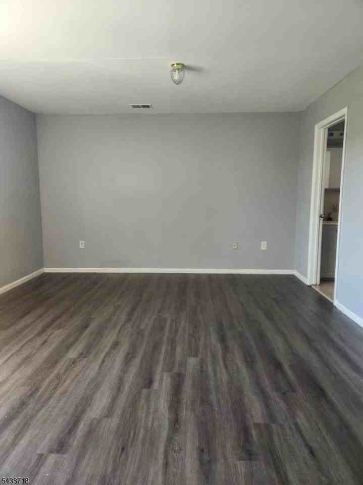 744 S 12th St #2 - Photo 4 of 8