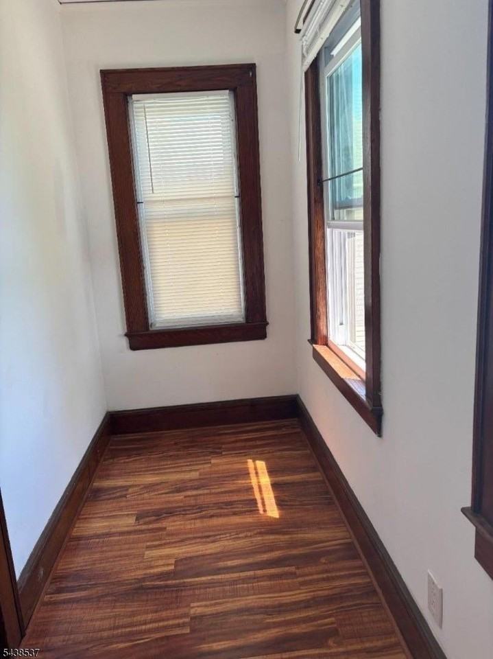 2074 Stowe St - Photo 3 of 7