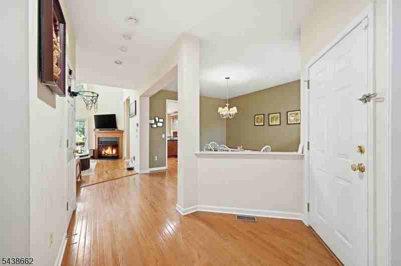 61 Schweinberg Dr - Photo 3 of 28