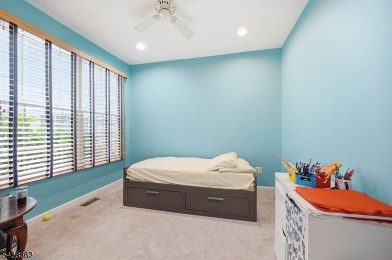 61 Schweinberg Dr - Photo 5 of 28