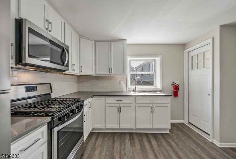 388 Main St - Photo 2 of 15