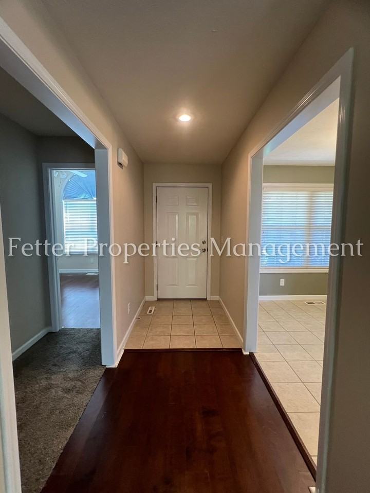 4595 Miranda Dr - Photo 3 of 25