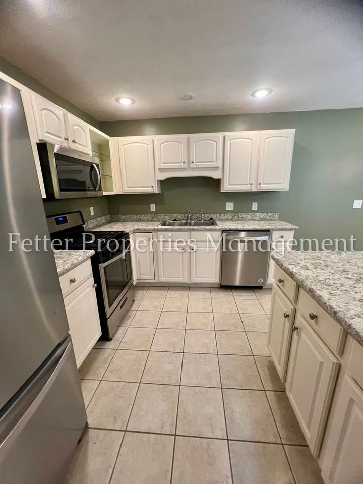 4595 Miranda Dr - Photo 7 of 25
