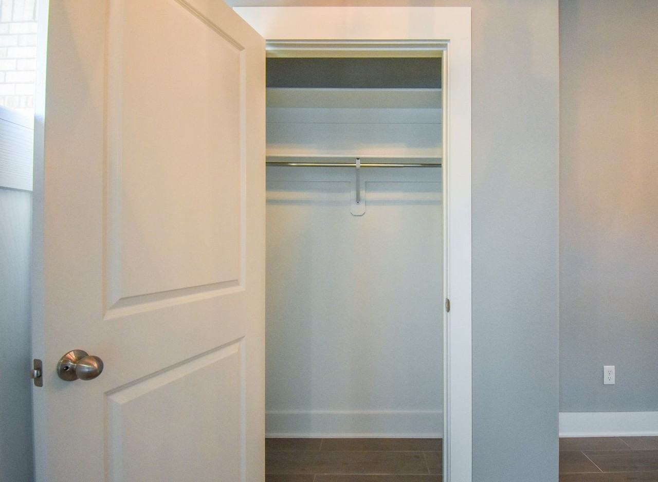 3446 W Pinot Ln - Photo 3 of 30