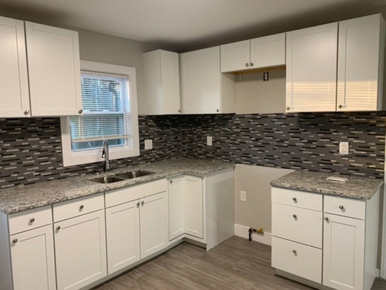 2111 Kimberly Rd Sw - Photo 6 of 24