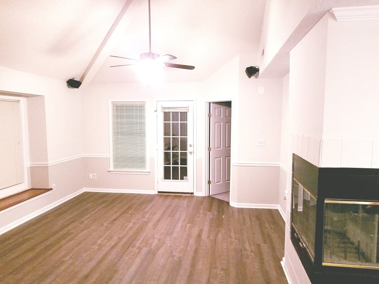 105 Rustling Oak Rdg - Photo 5 of 22