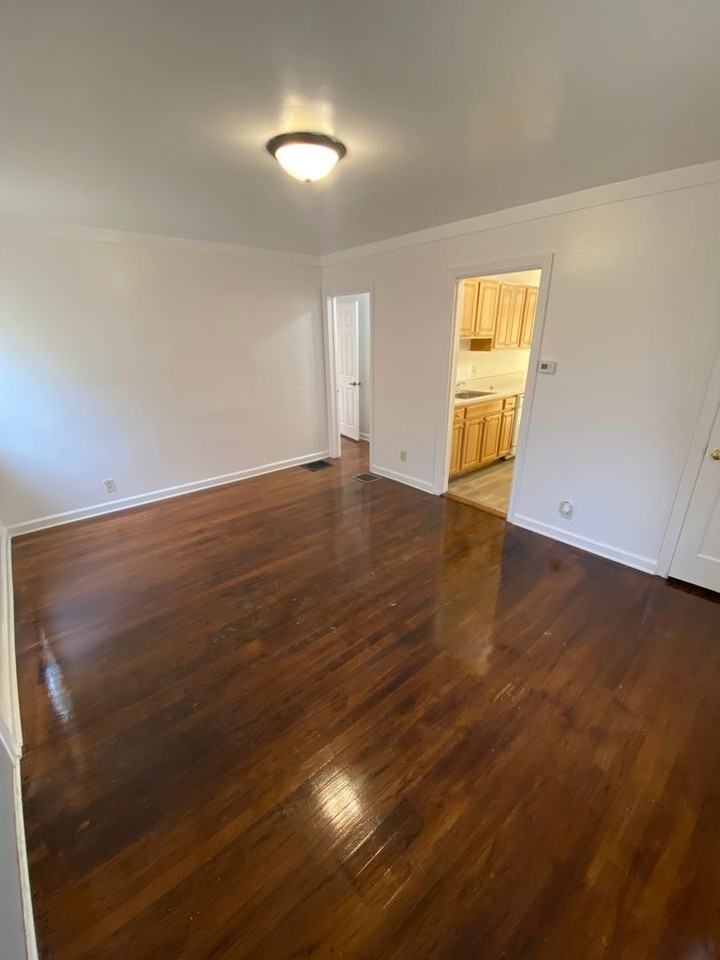 1205 E 23rd Ave - Photo 2 of 15