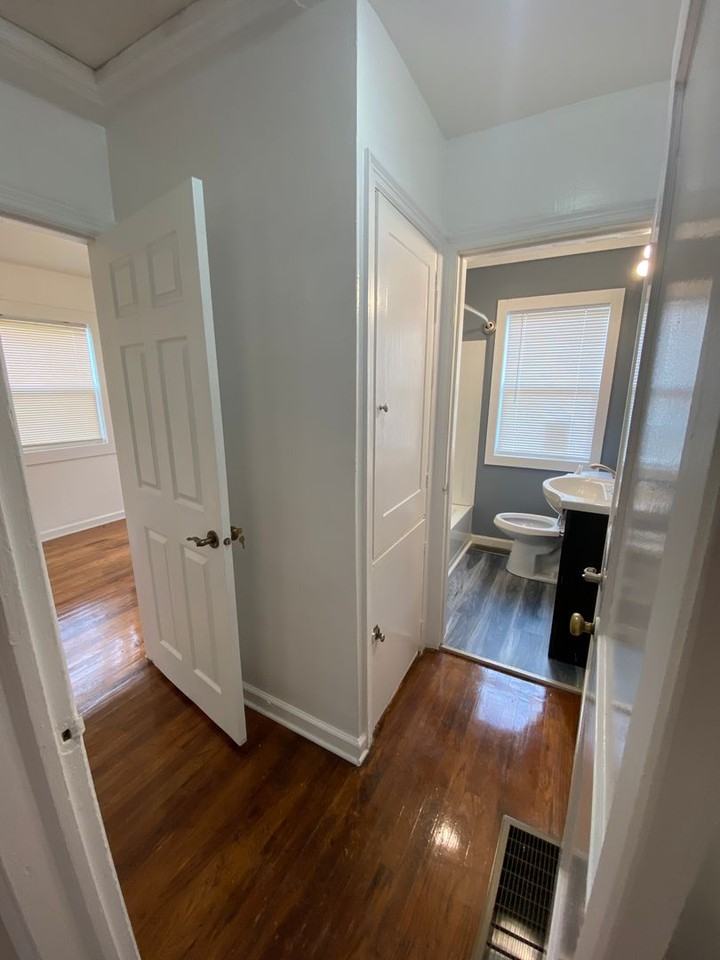 1205 E 23rd Ave - Photo 6 of 15